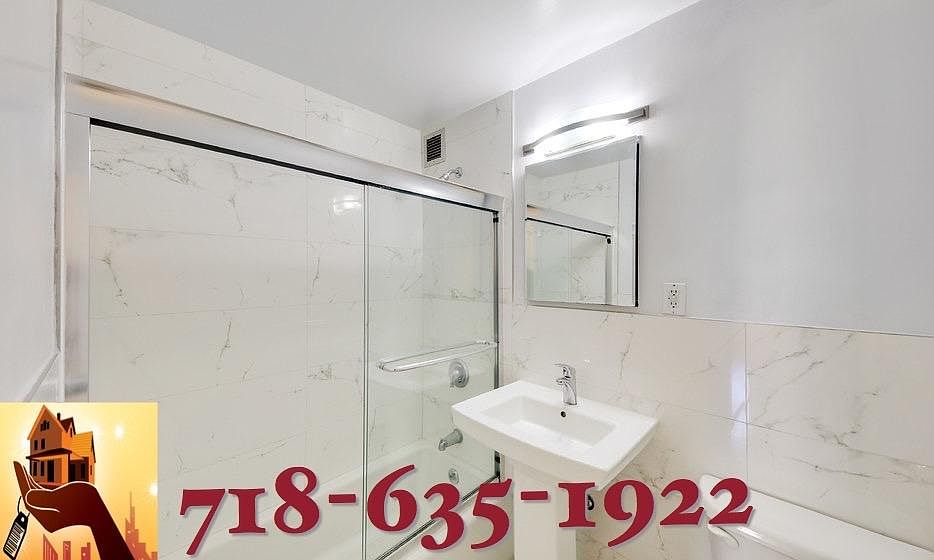 2nd image of 1720 Grand Concourse