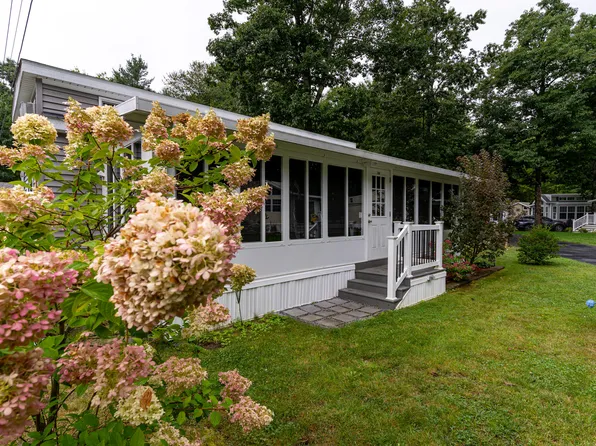 23 College Drive #26B, Wells, ME 04090