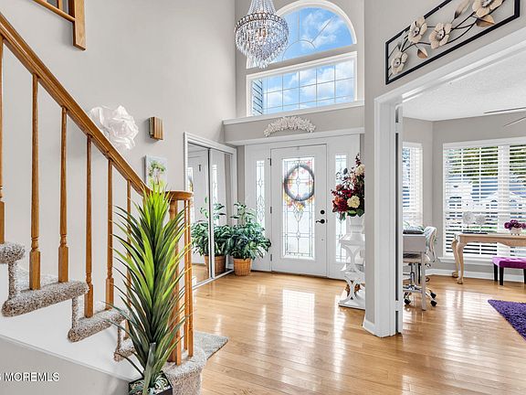 3rd image of 480 Alexander Avenue