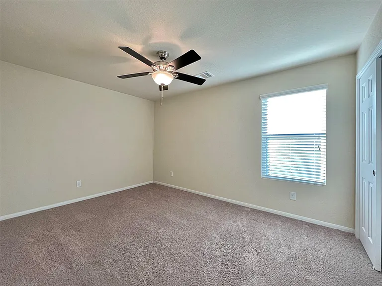 14903 Vinegrove Falls Ct — Photo 16