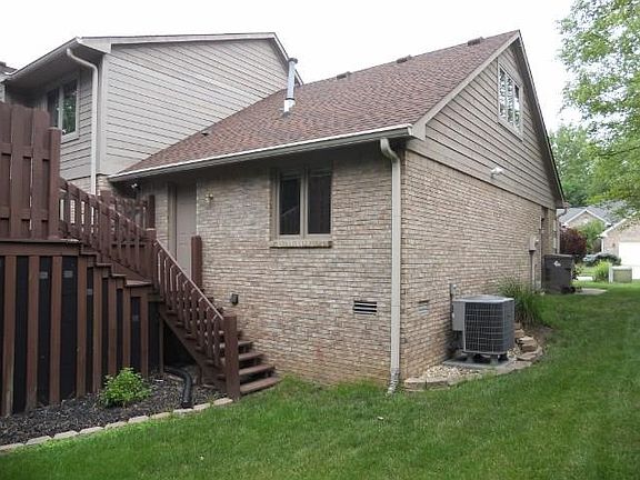 3rd image of 4719 Moss Creek Ct