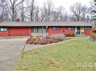 1115 W Orchard Ln, Peoria, IL 61615