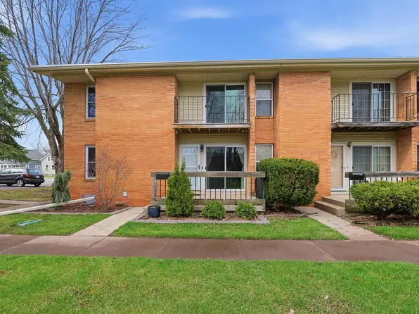 733 W 9th Ave, Oshkosh, WI 54902