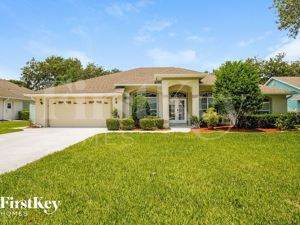 1st image of 874 Club Hills Dr