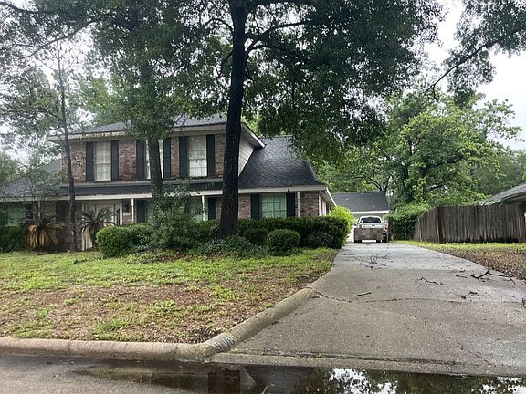 3rd image of 5810 Wanakah Dr