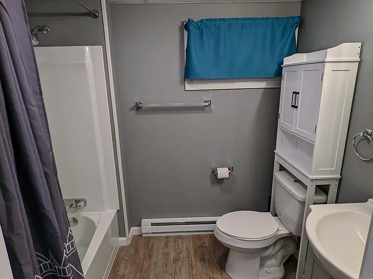 39 Queen St #1 — Photo 18