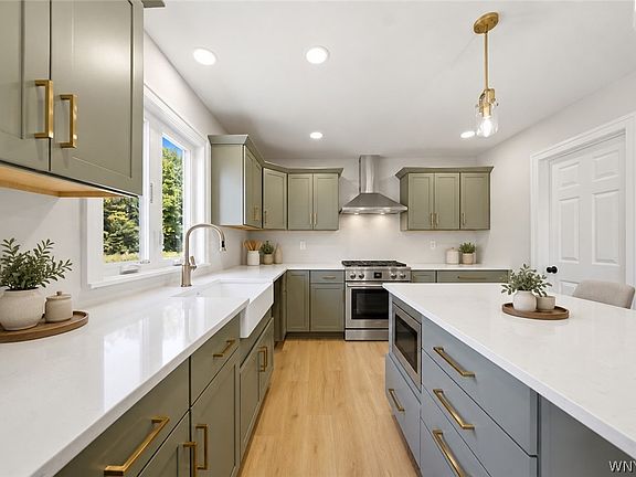4th image of 5472 William St