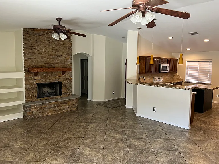 2843 W Ribera Pl — Photo 6