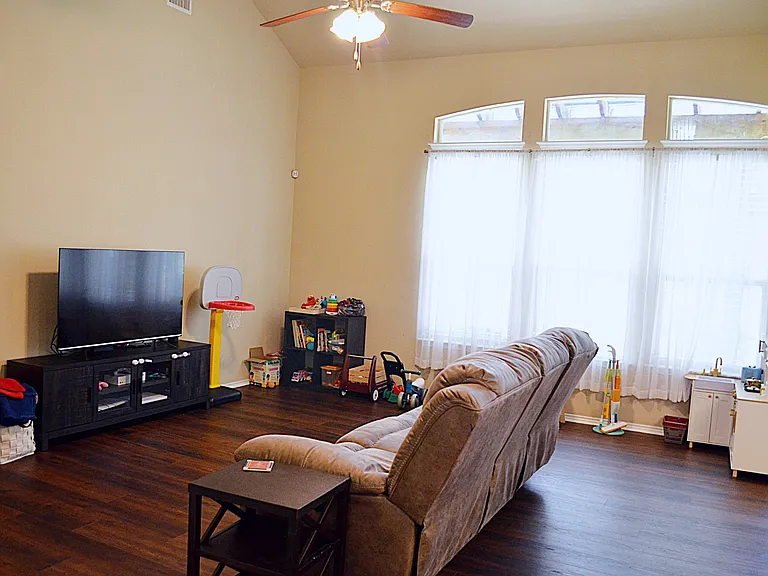 5407 Sulfur Spring Dr — Photo 6
