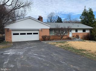 9101 Scott Dr, Rockville, MD 20850