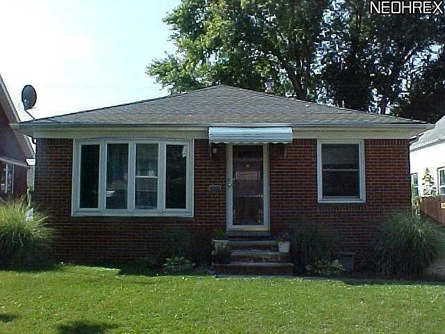 6811 Gilbert Ave photo 1