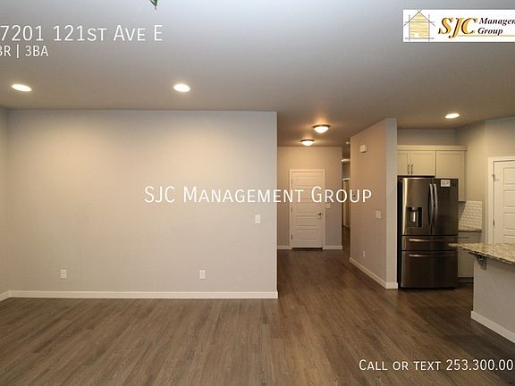 2nd image of 17201 121st Ave E