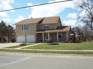 700 S Ben St, Plano, IL 60545