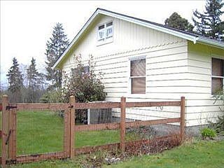 3rd image of 6618 Central Park Dr
