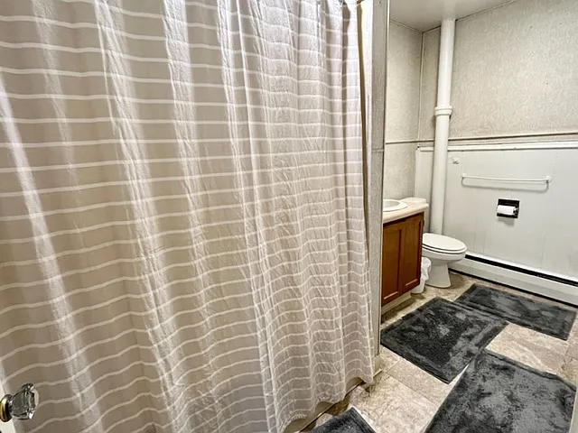 215 N Pinckney St #4 — Photo 11