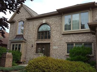 45146 Glengarry Rd, Canton, MI 48188