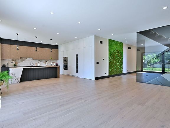 5th image of 332 W Fremont Ave