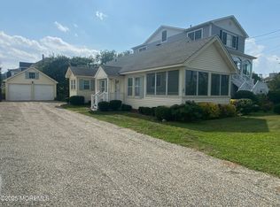208 Carter Ave, Point Pleasant Beach, NJ 08742
