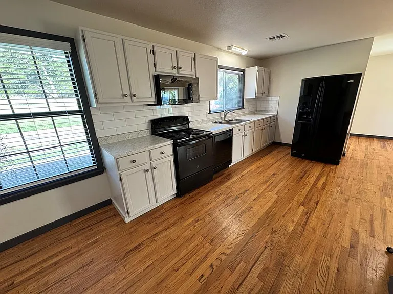 2078 Lower Crabapple Rd — Photo 14