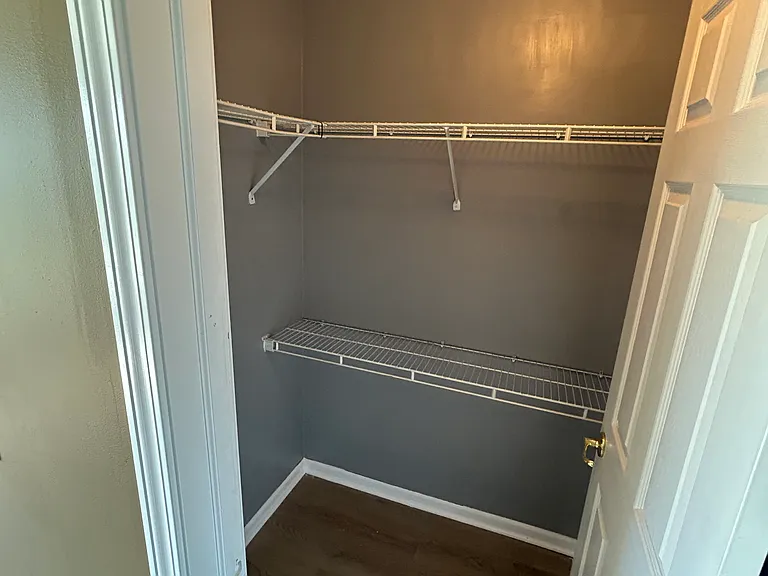 7365 Maplelawn Dr — Photo 8
