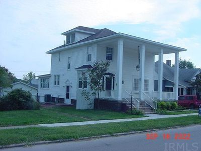 207 W 4th St, Bicknell, IN, 47512