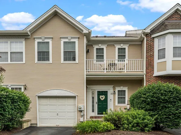 32 Tankard Ln, Washington Crossing, PA 18977