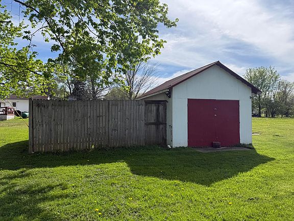 5th image of 3257 Cattail Rd