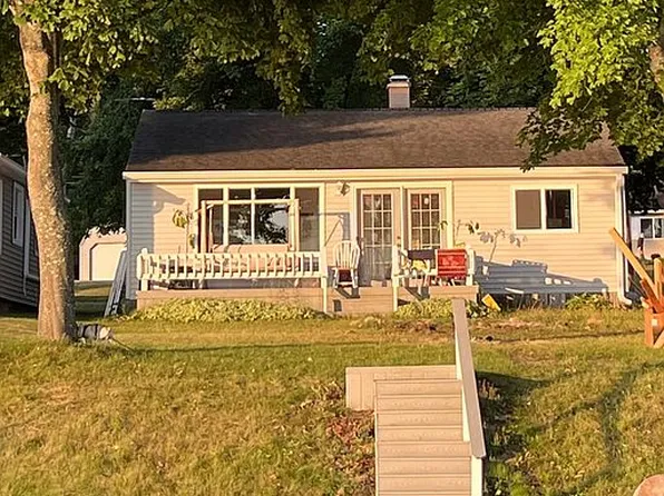 5332 Mount Maria Rd, Hubbard Lake, MI 49747