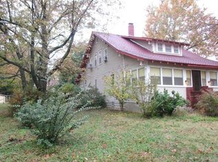 202 S Pennsylvania St, Howard, KS 67349