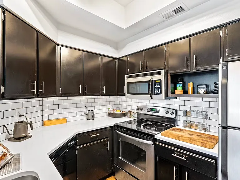 6000 Shepherd Mountain Cv #1014 — Photo 4