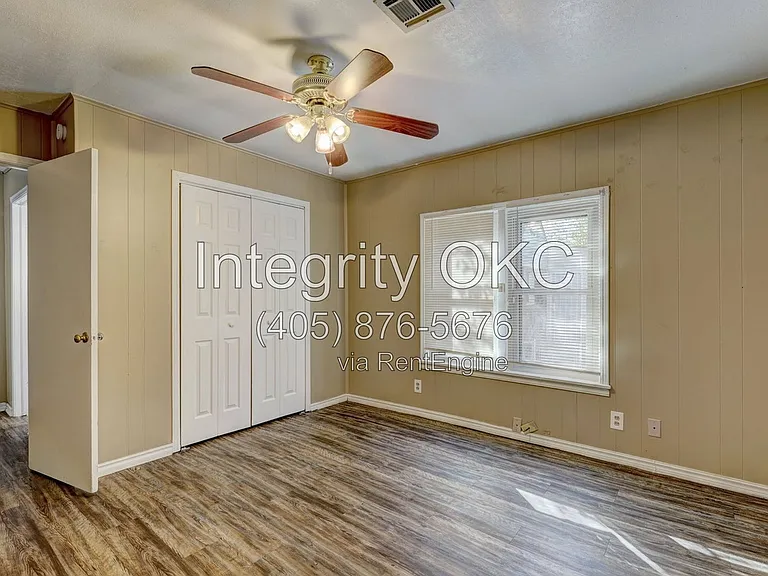 1713 N Page Ave — Photo 32