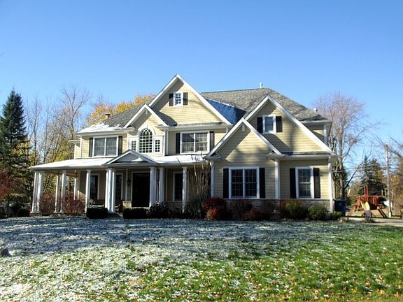 2nd image of 12532 S 75th Ave