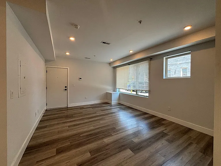 2326 N 9th St #101 — Photo 5