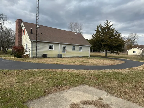 38119 Robin Hood Rd, Delmar, DE 19940