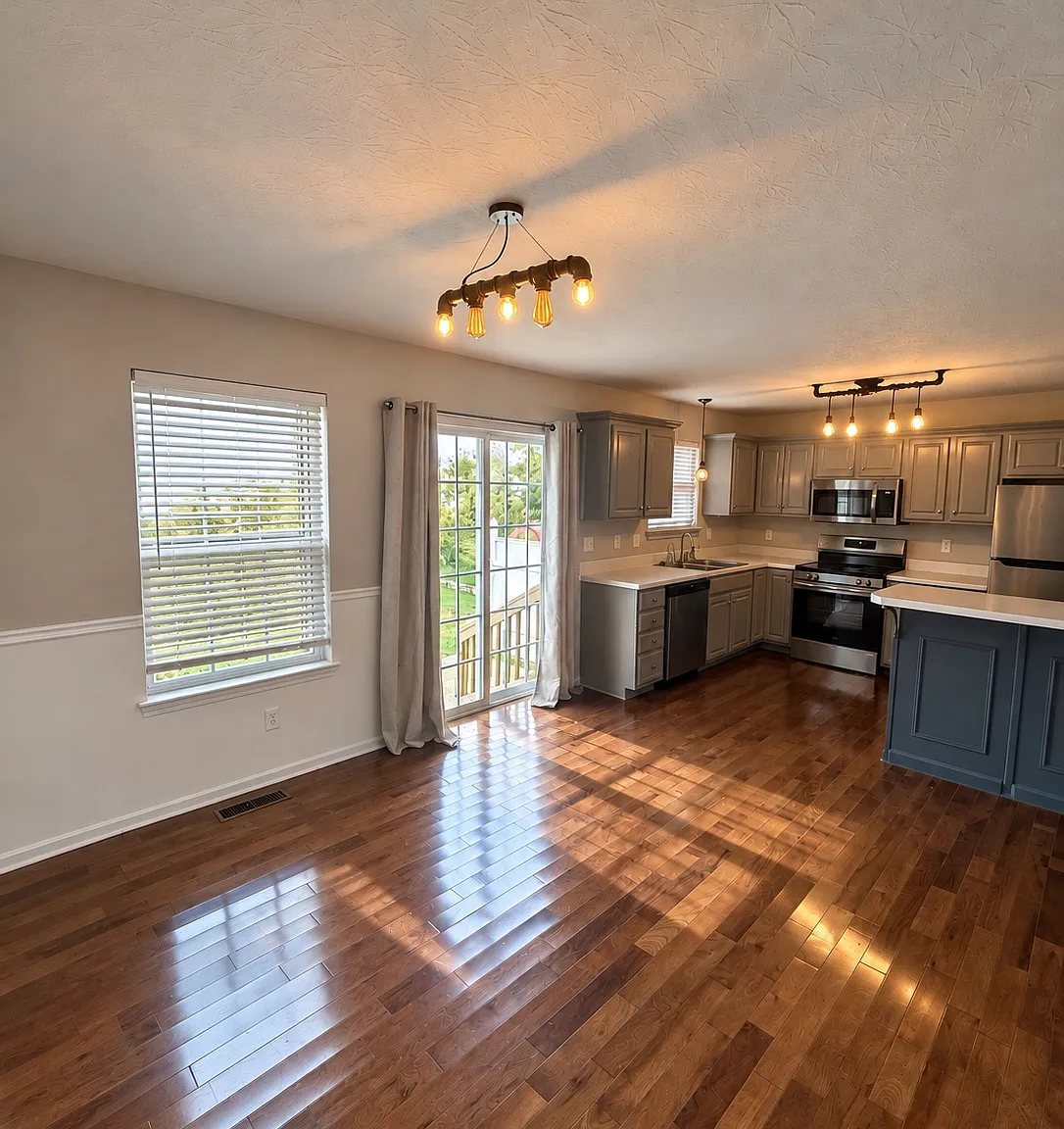 657 Fern Hill St — Photo 2