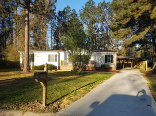 131 Blackberry Ln, Summerville, SC 29483