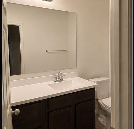 2nd image of 216 W Tropical Dr