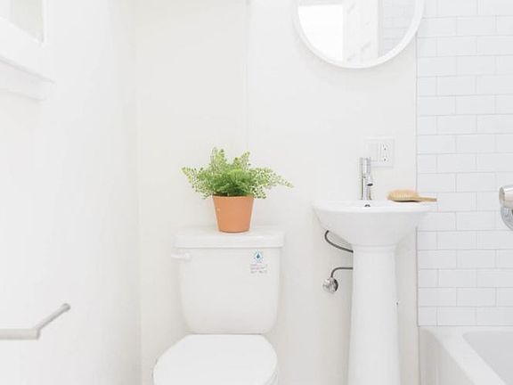 5th image of 404 N Avenue 54 #1