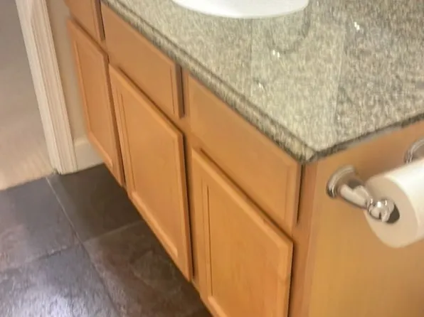 Lee,N.650, 650 N Lee Hwy APT 13, Lexington, VA 24450