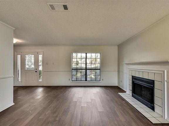 5th image of 1422 Bradford Pl