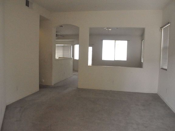 3rd image of 15064 Astor Ln