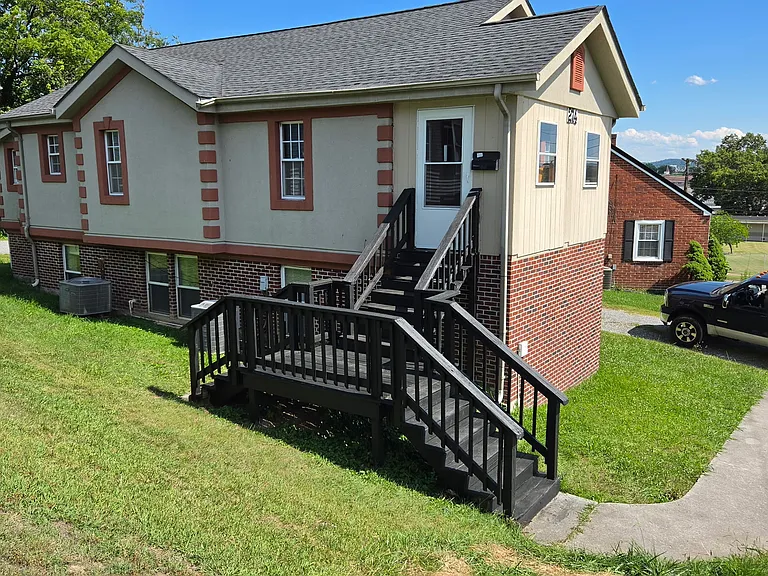 Steps to upper unit