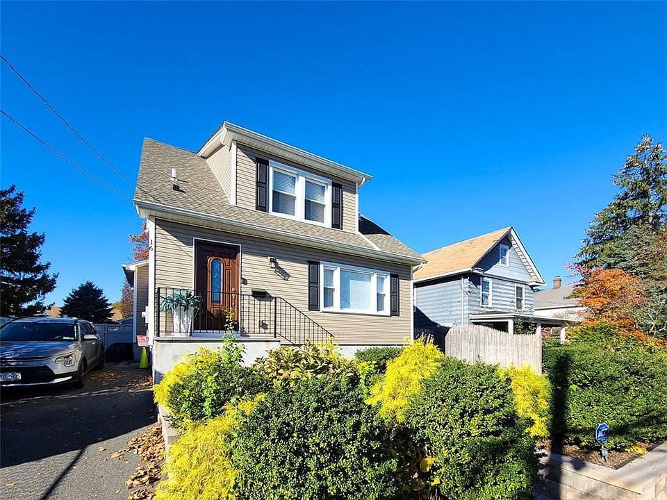 1st image of 16 Rose Avenue
