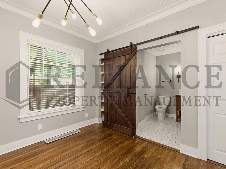 101 N Belmont Ave — Photo 17