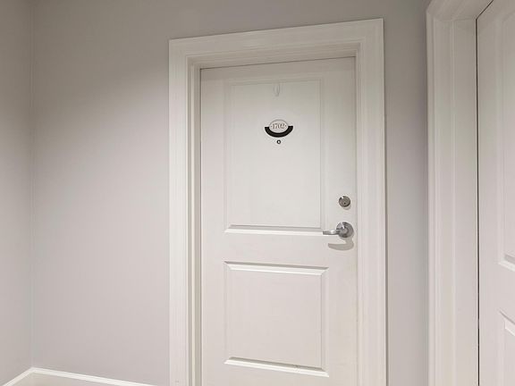 17th Floor - Unit 1702