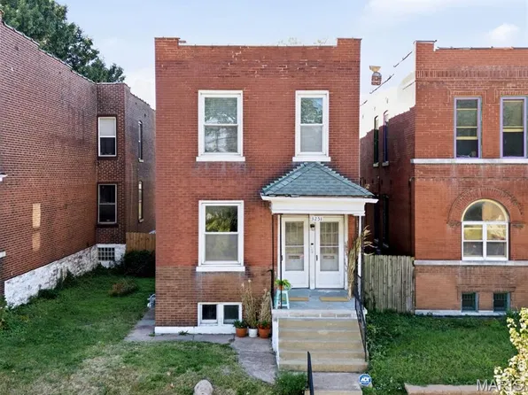 3251 Morgan Ford Rd, Saint Louis, MO 63116