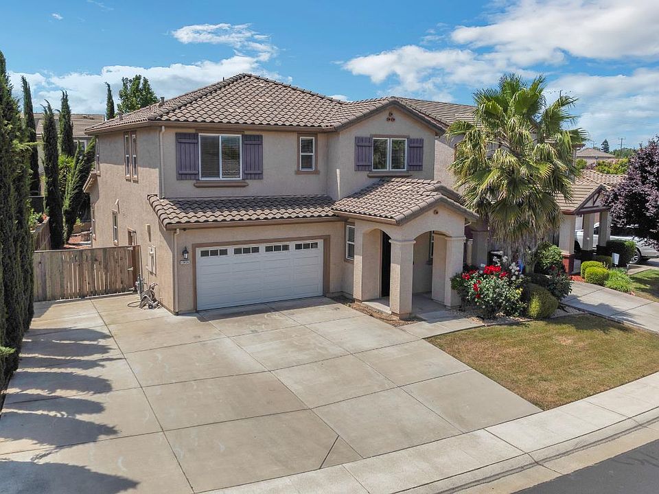 10424 Fossil Way, Elk Grove, CA 95757 | MLS #225093771 | Zillow