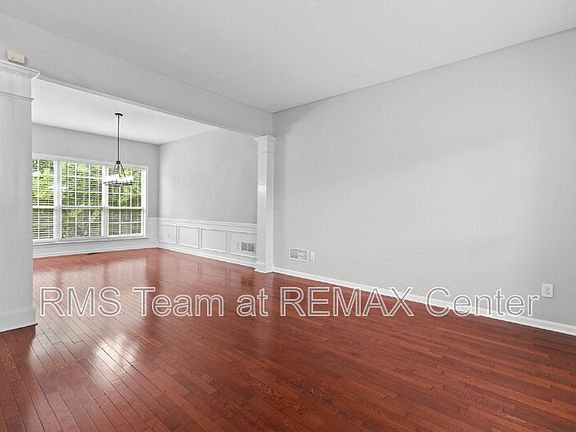 4th image of 2315 Hiawassee Dr