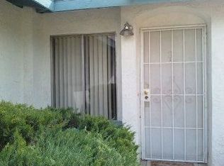 20445 Zuni Rd, Apple Valley, CA 92307