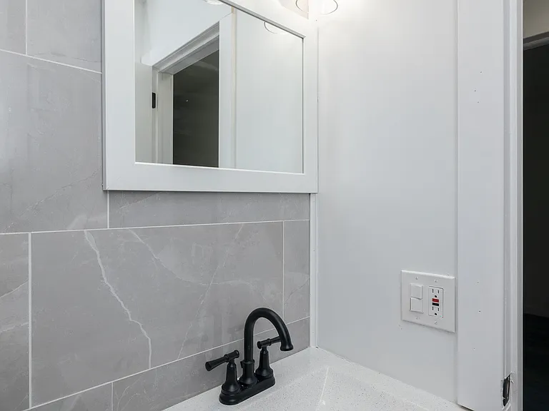14946 Chorley Ave W #3 — Photo 12